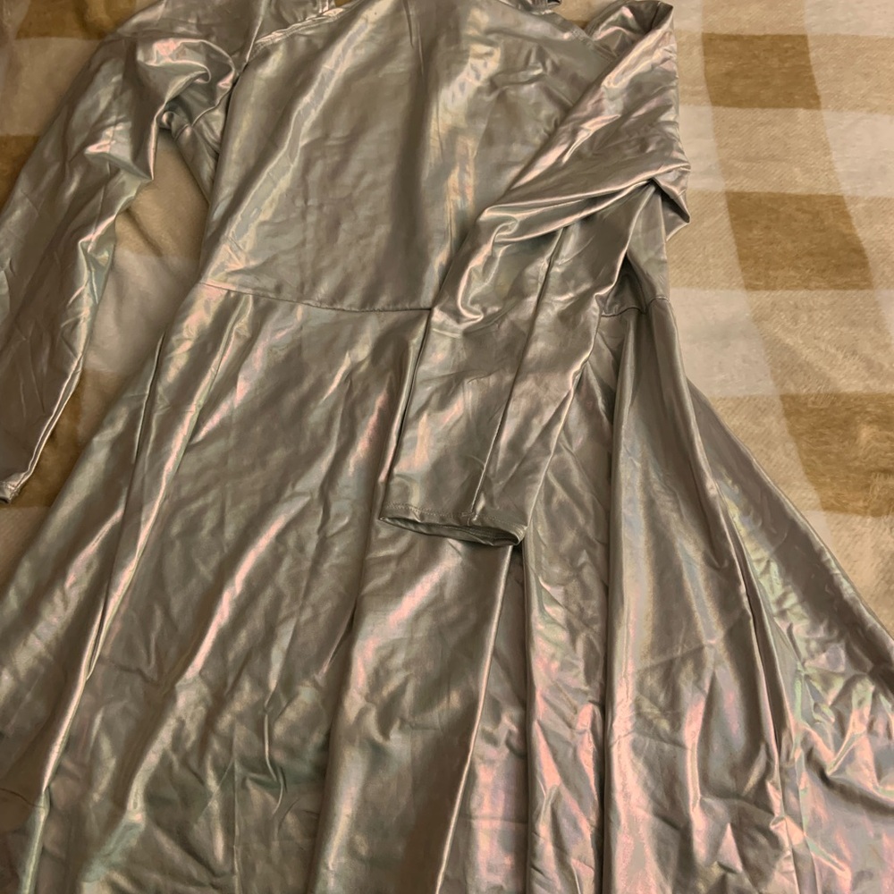 Spirit Iridescent Silver Garment